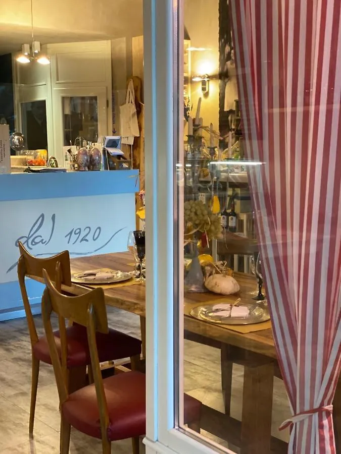 Labottega - Camere Marina di Pietrasanta 0*,  Italy